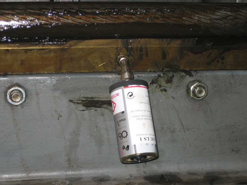 SimatecSilvertech (Asia) Ltd. Detailed picture of the lubrication of